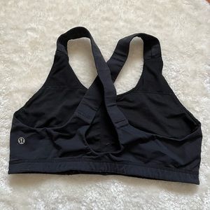LULULEMON | Sports Bra